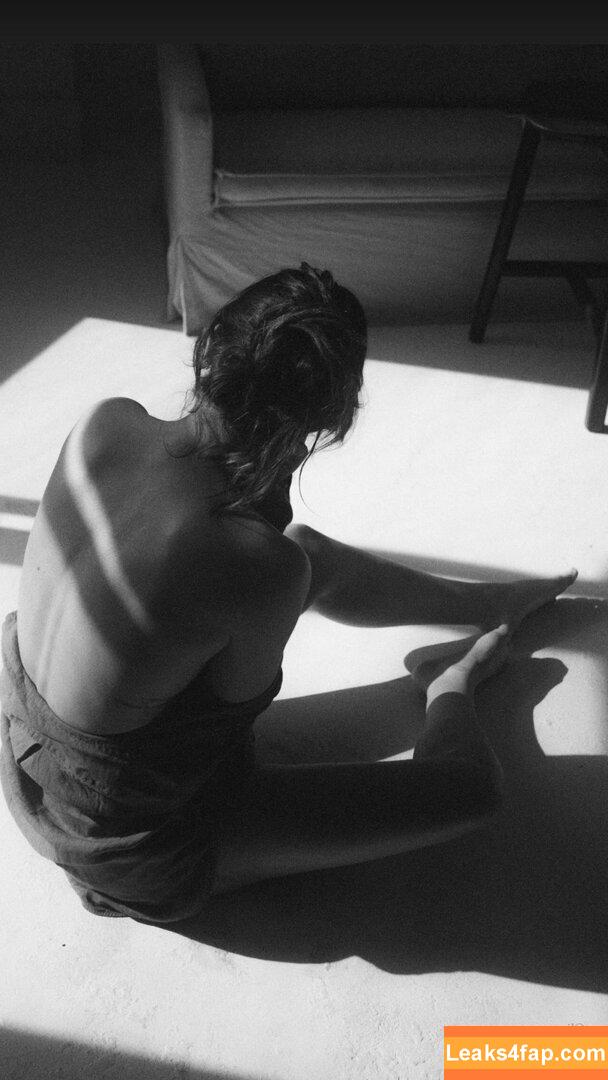 Serinda Swan / serindaswan leaked photo photo #0345