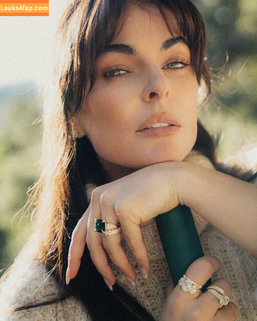 Serinda Swan / serindaswan leaked photo photo #0372