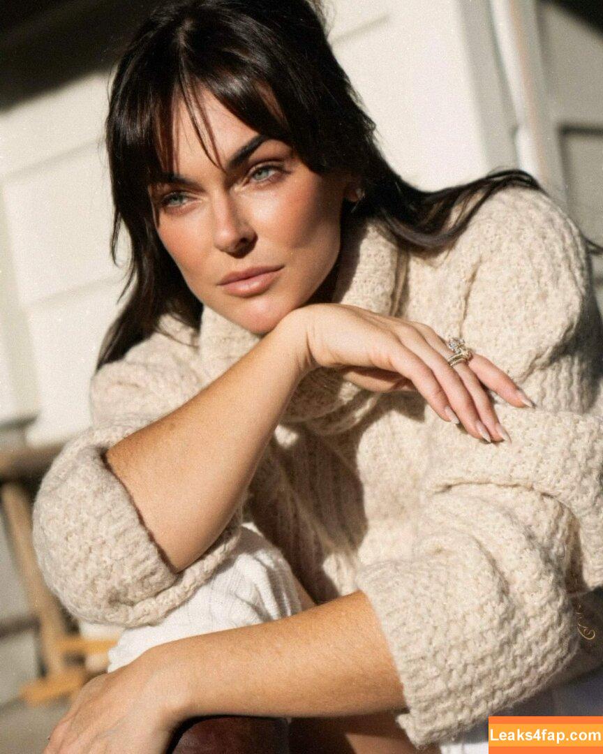 Serinda Swan / serindaswan слитое фото фото #0383