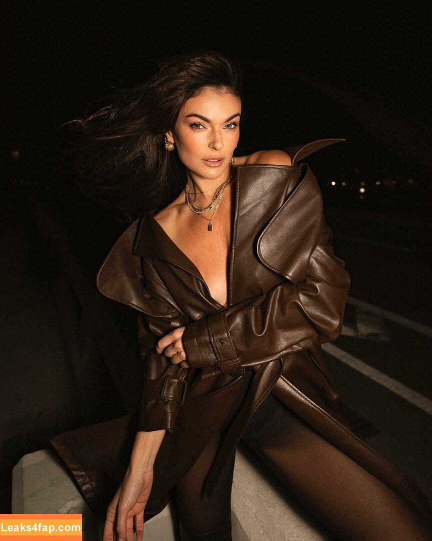 Serinda Swan / serindaswan слитое фото фото #0389