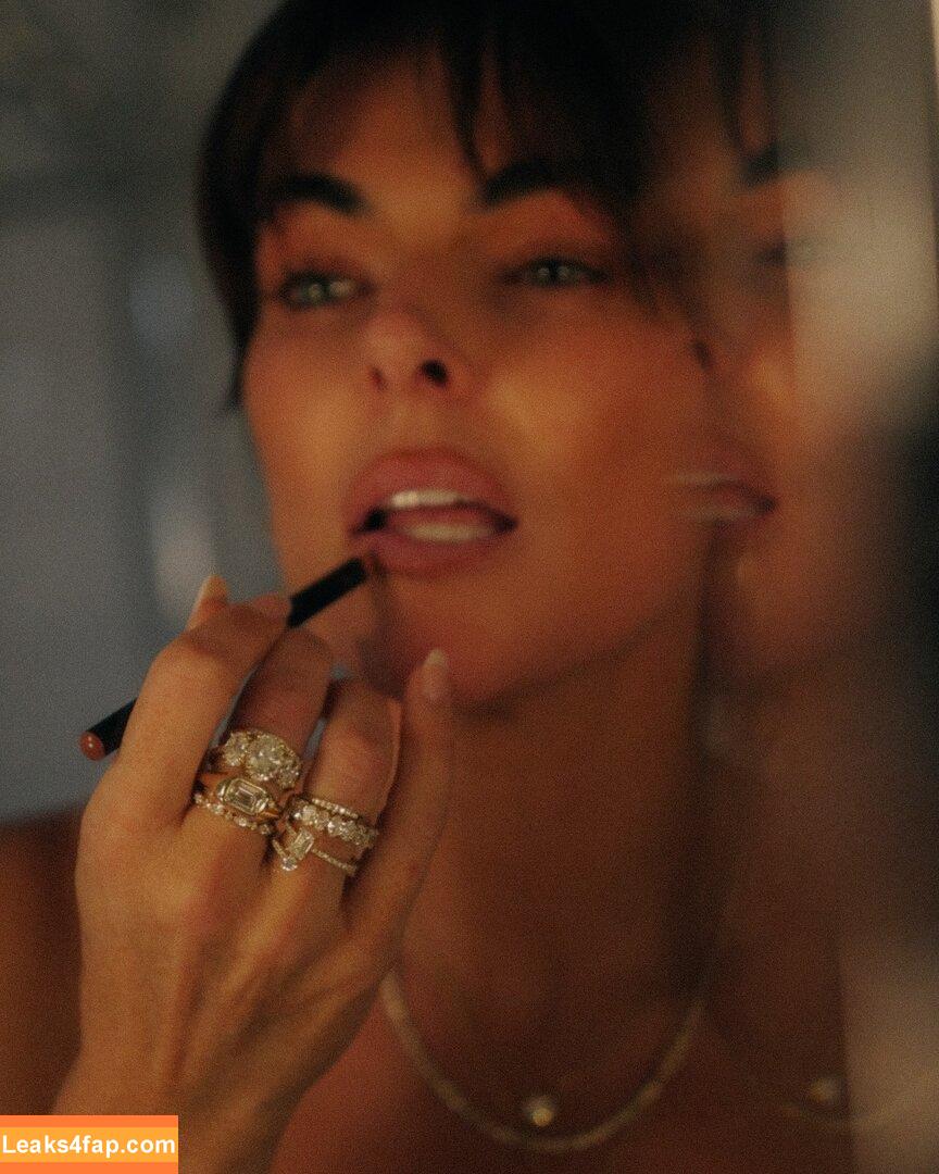 Serinda Swan / serindaswan leaked photo photo #0403