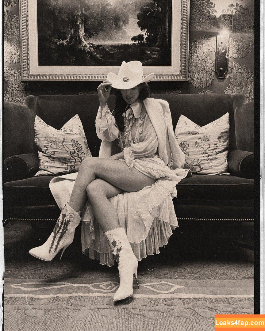 Serinda Swan / serindaswan leaked photo photo #0417
