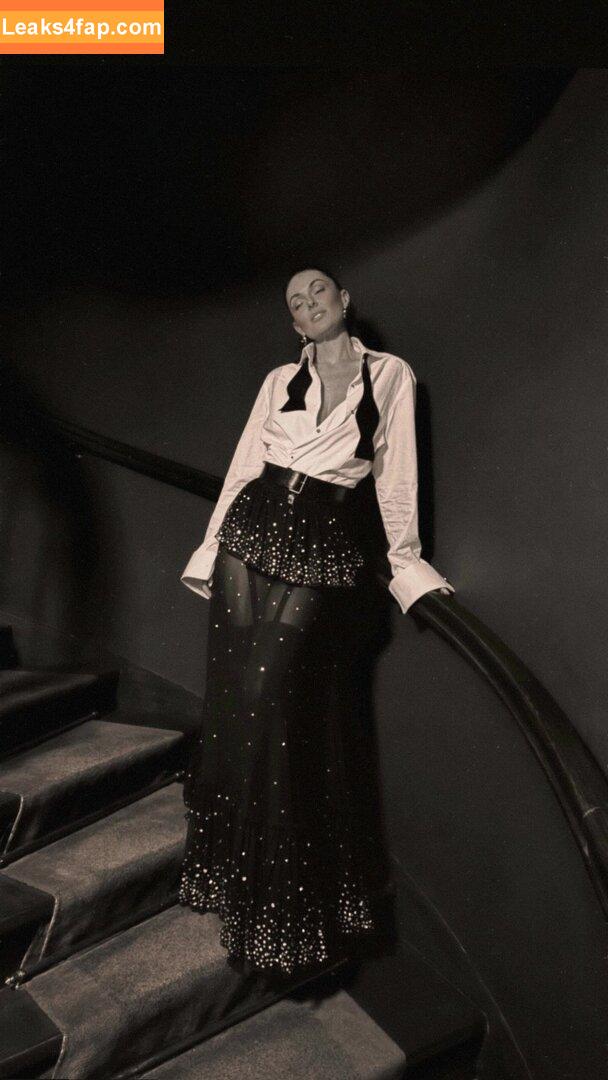 Serinda Swan / serindaswan слитое фото фото #0567