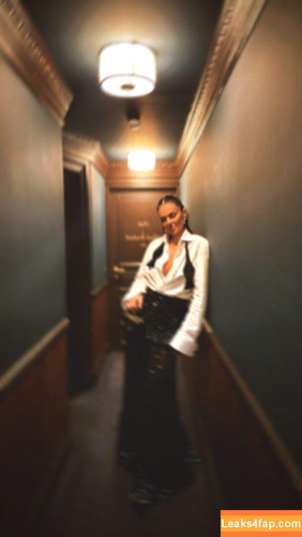 Serinda Swan / serindaswan слитое фото фото #0568