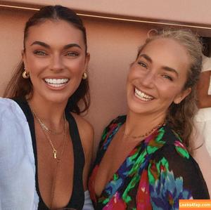 Serinda Swan фото #0551