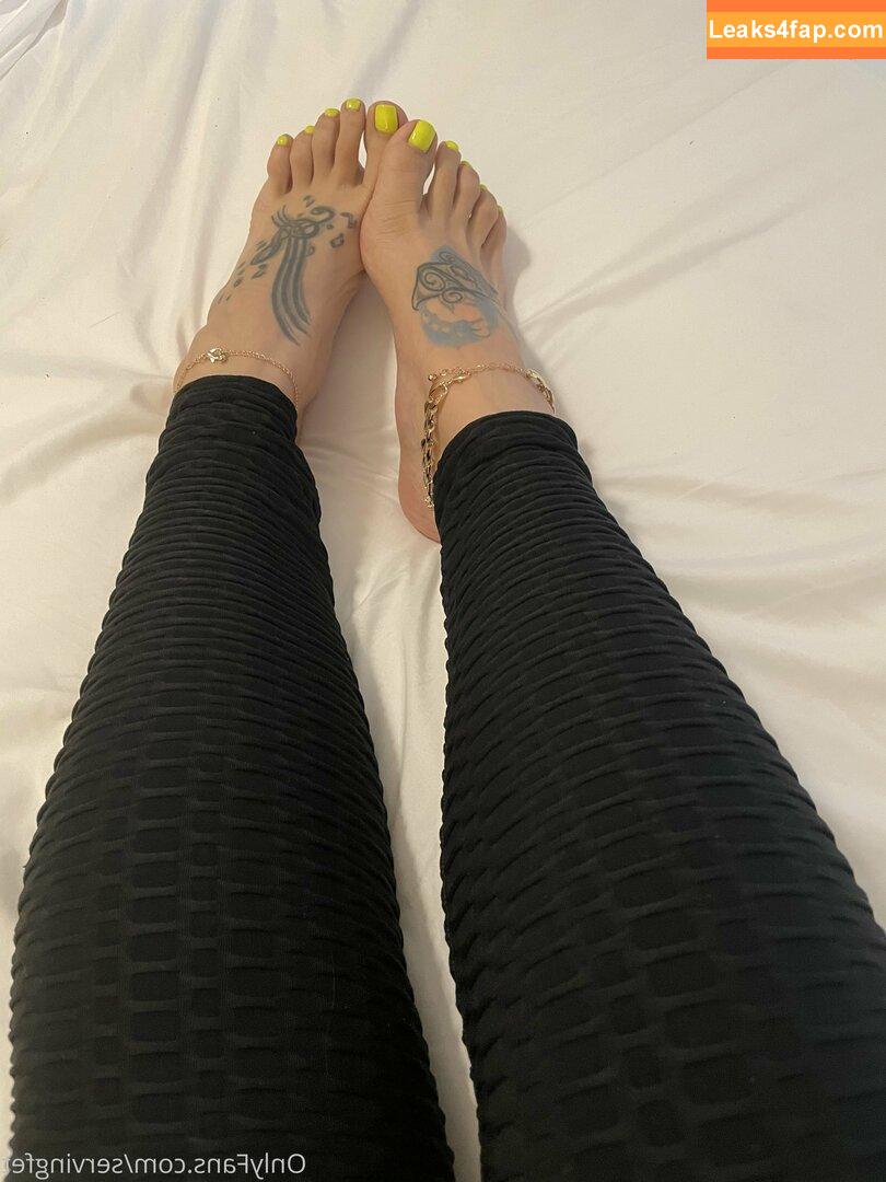 servingfet / ladyasshh_ leaked photo photo #0005