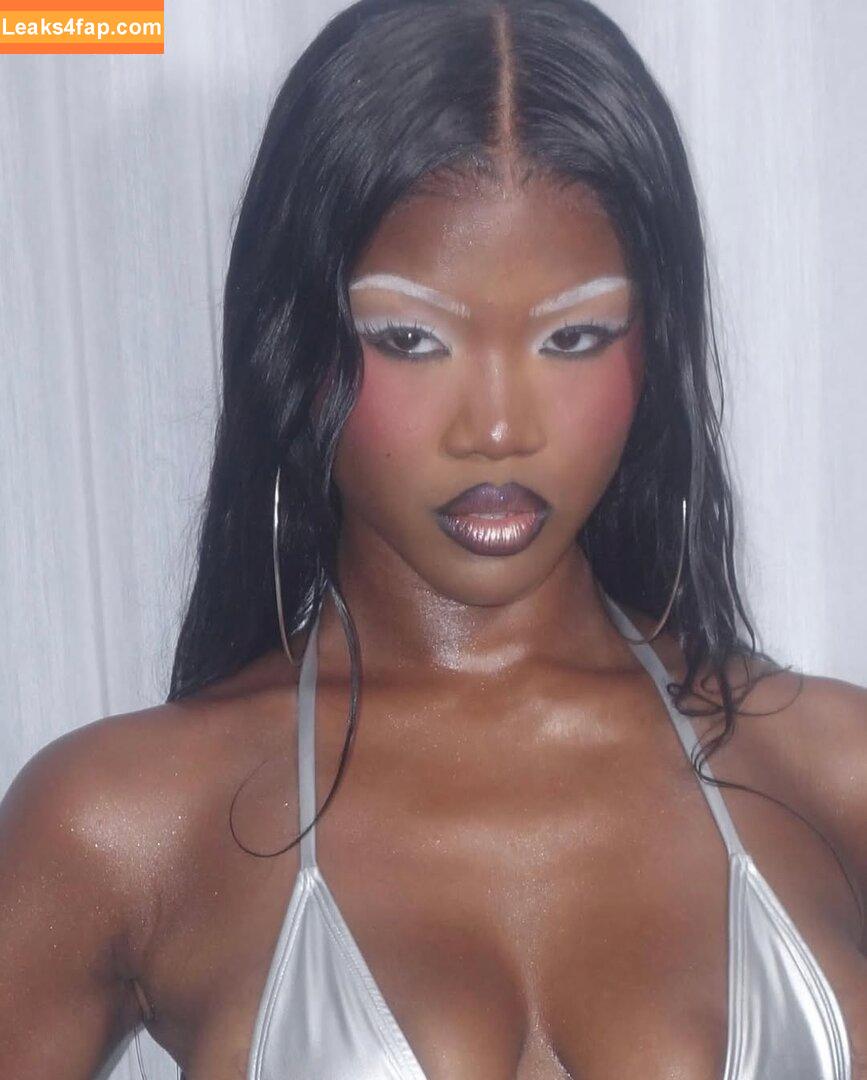 Sevahsevah /  leaked photo photo #0100