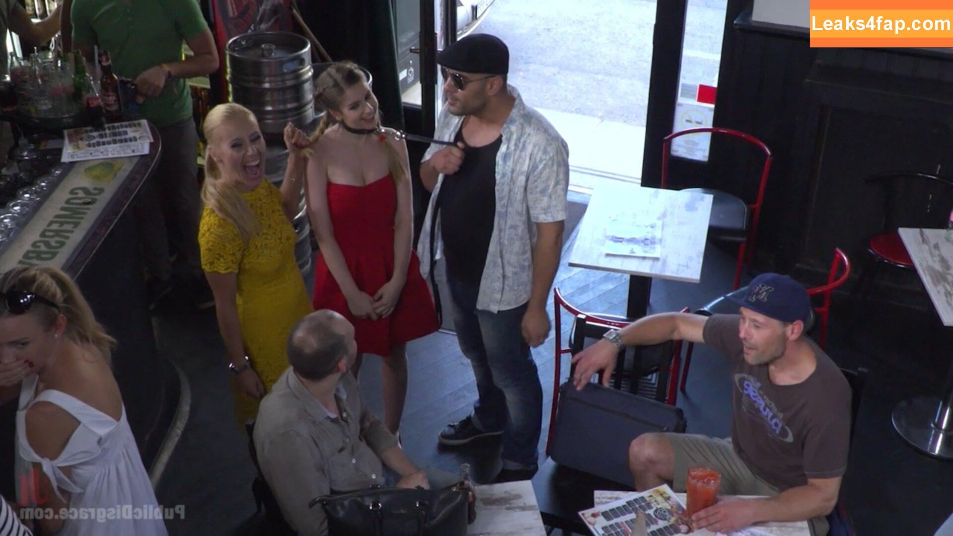 Sex In Front Others / Public Sex / nikitabellucci leaked photo photo #0027