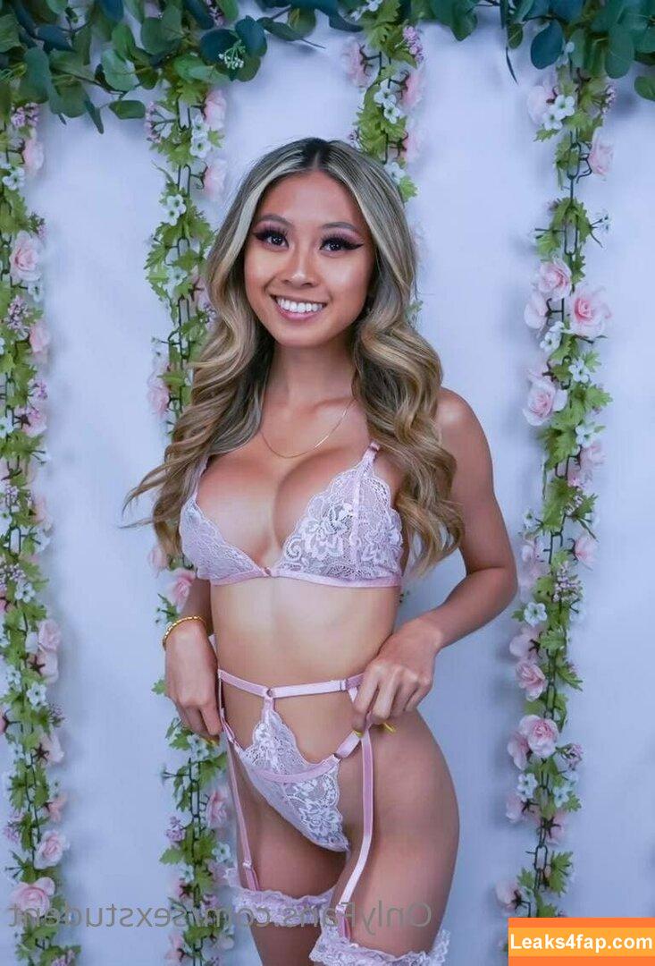 sexstudent / boobtionary leaked photo photo #0094