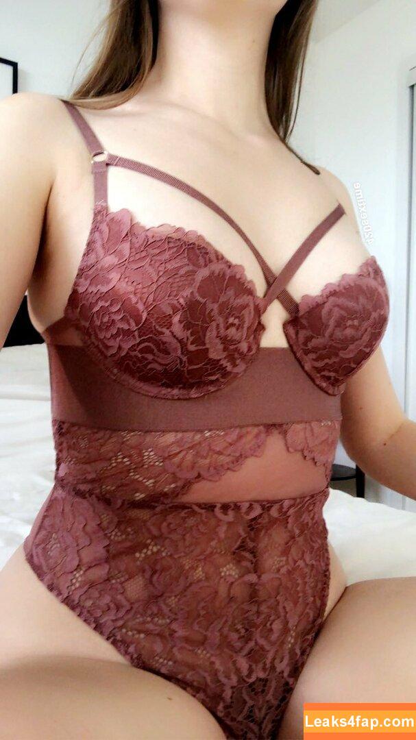 sextime420 / earlgreytea69 leaked photo photo #0031