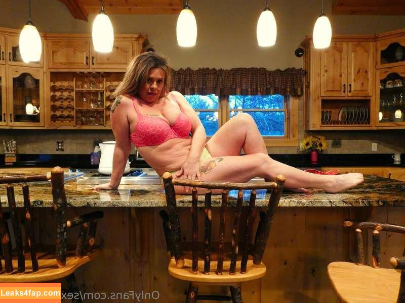 Sexy Bree / breeessrig / sexymombree leaked photo photo #0009