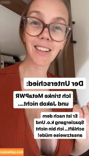 Sexy Julia photo #0075