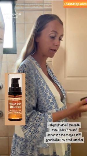 Sexy Julia photo #0082