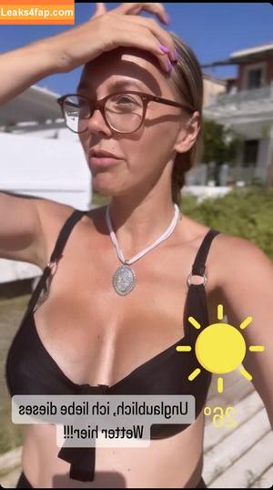 Sexy Julia photo #0110