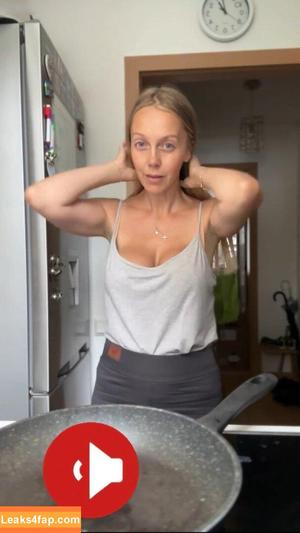 Sexy Julia photo #0147