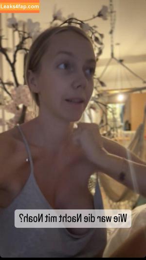 Sexy Julia photo #0168