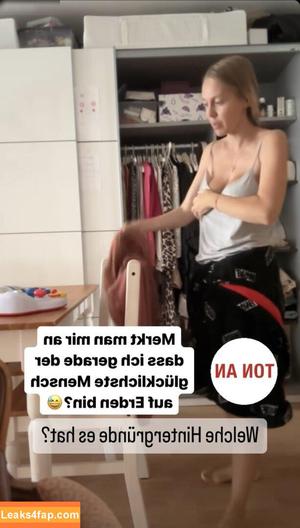 Sexy Julia photo #0171