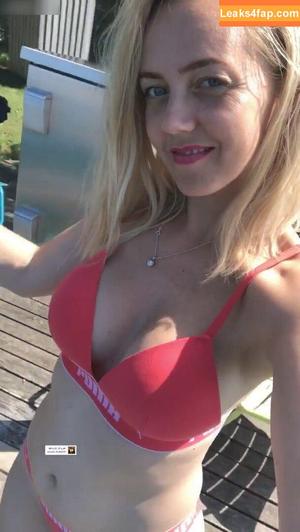 Sexy Julia photo #0324