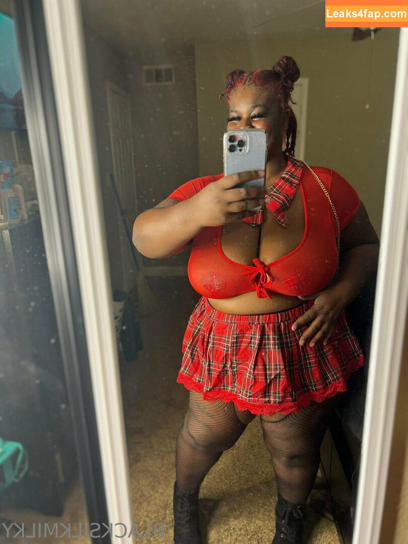 sexyblacksilkp1 / sexyassredbone1 leaked photo photo #0049