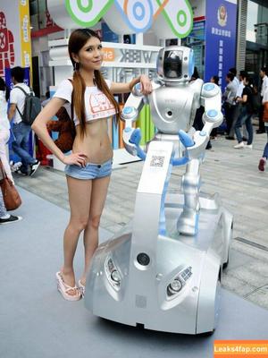 SexyCyborg photo #0261