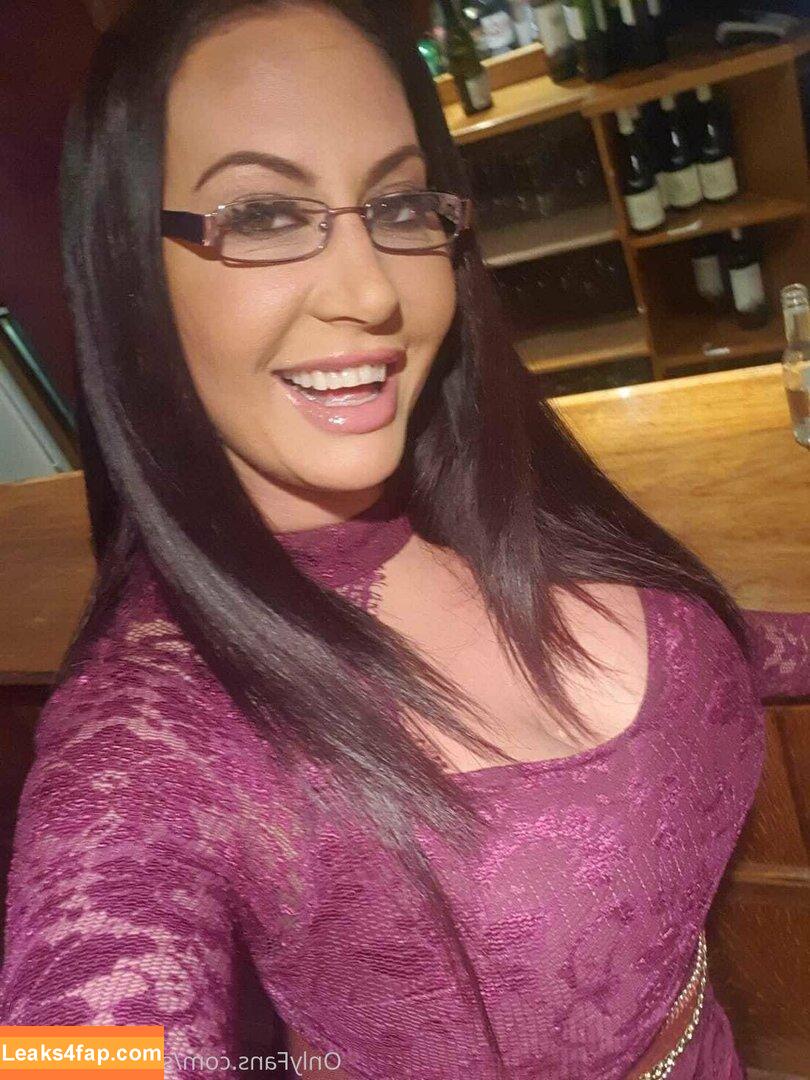 sexyemmabutt /  leaked photo photo #0162