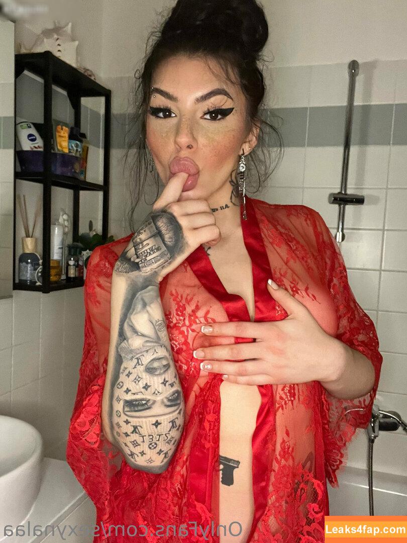 sexynalaa / yourbabynalaa leaked photo photo #0080
