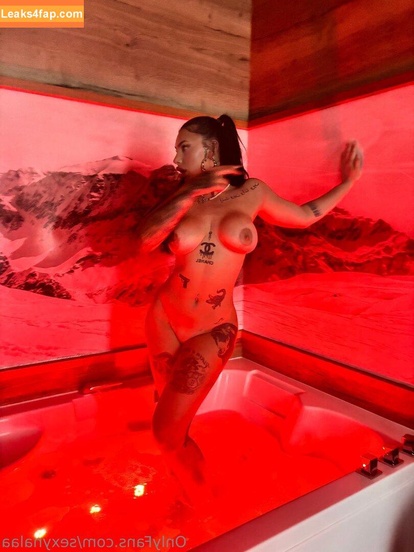 sexynalaa / yourbabynalaa leaked photo photo #0220
