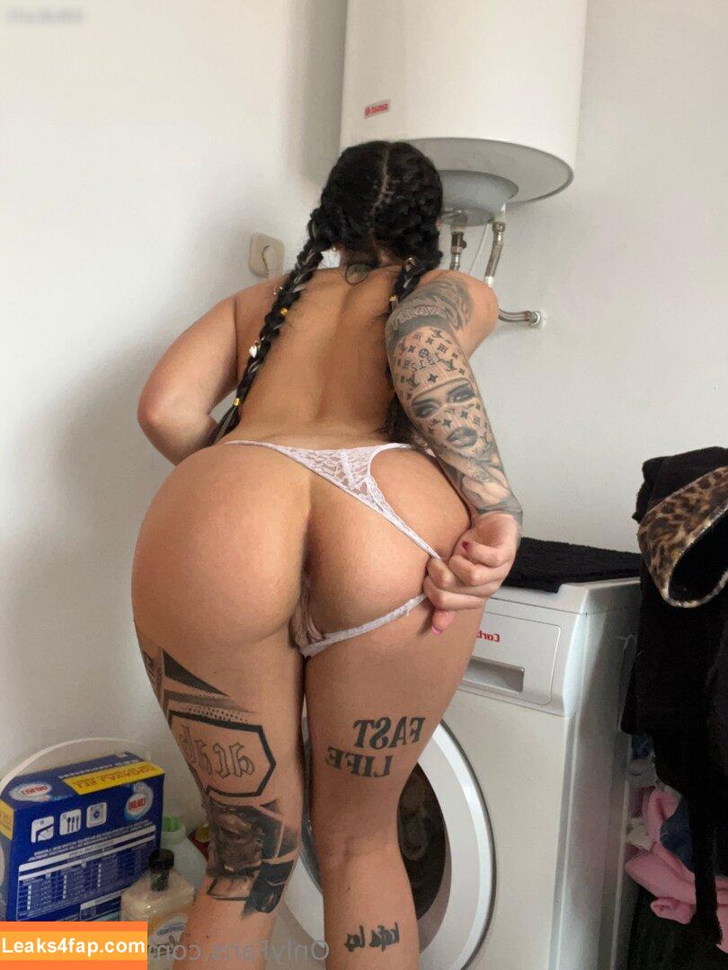 sexynalaa / yourbabynalaa leaked photo photo #0365