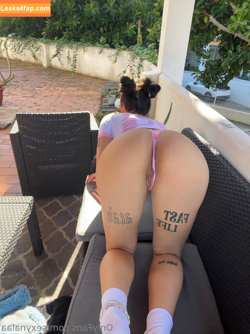 sexynalaa / yourbabynalaa leaked photo photo #0398