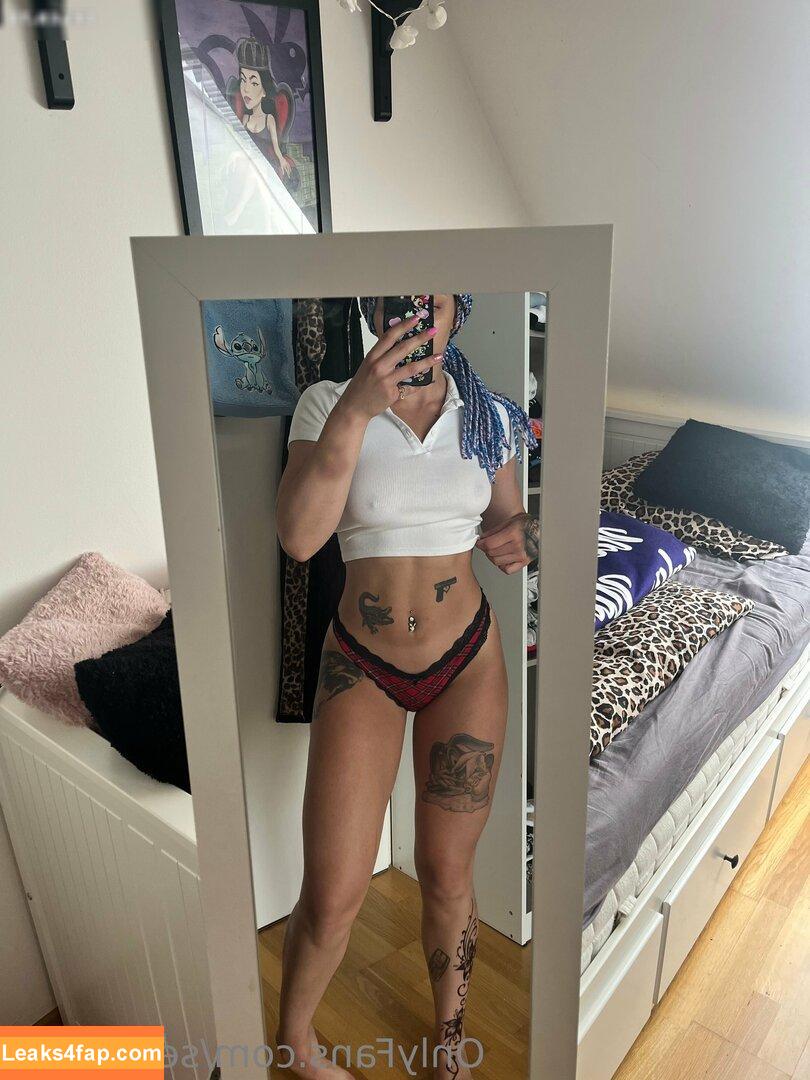 sexynalaa / yourbabynalaa leaked photo photo #0673