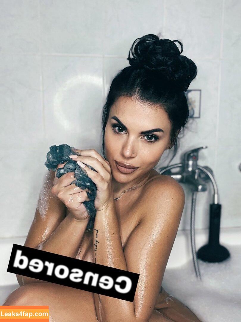 Sexyposhbitch leaked photo photo #0029
