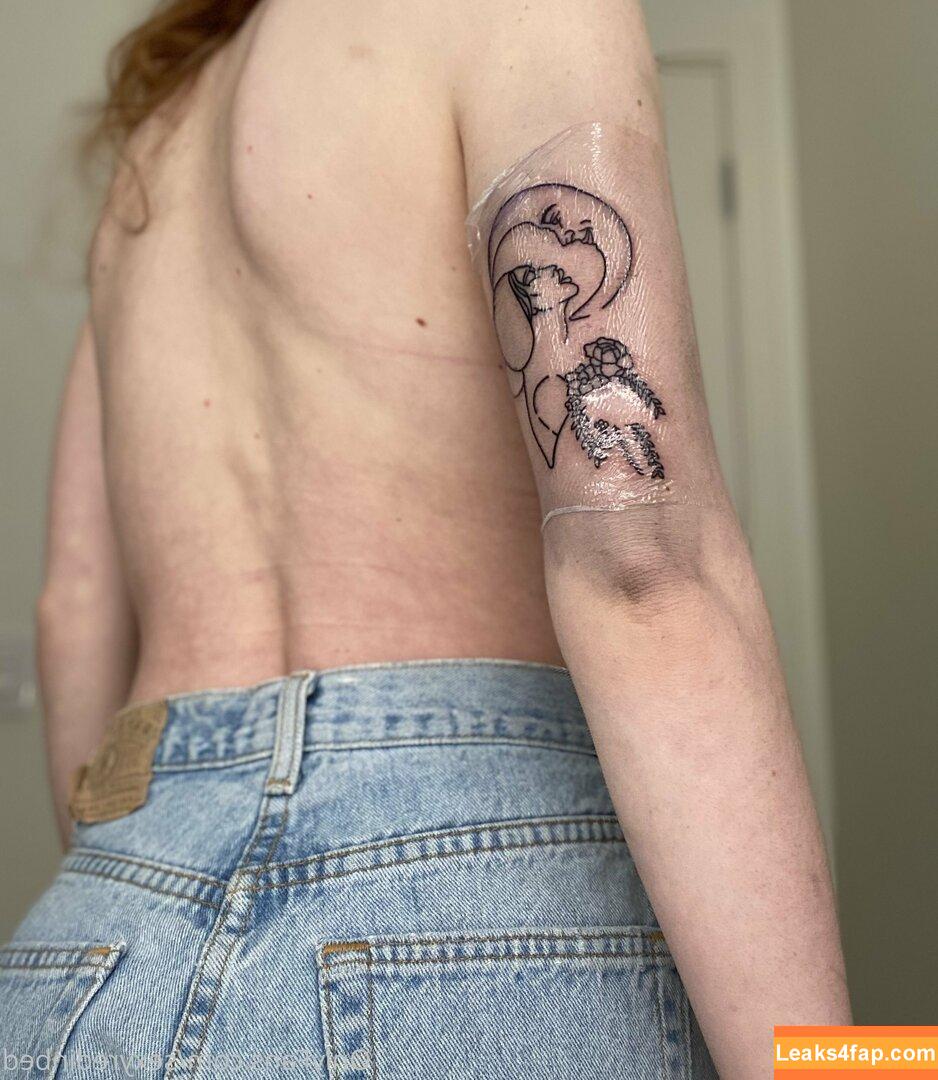 sexyredinbed / throwanitback слитое фото фото #0164