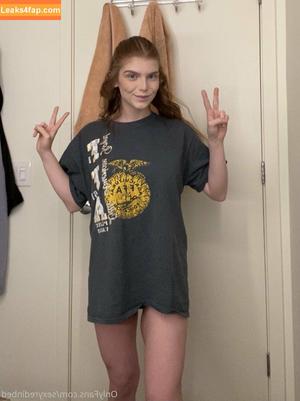 sexyredinbed фото #0112