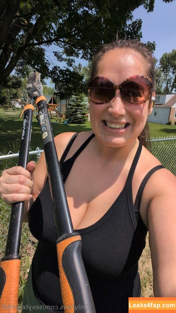 sexyteach69 /  leaked photo photo #0005