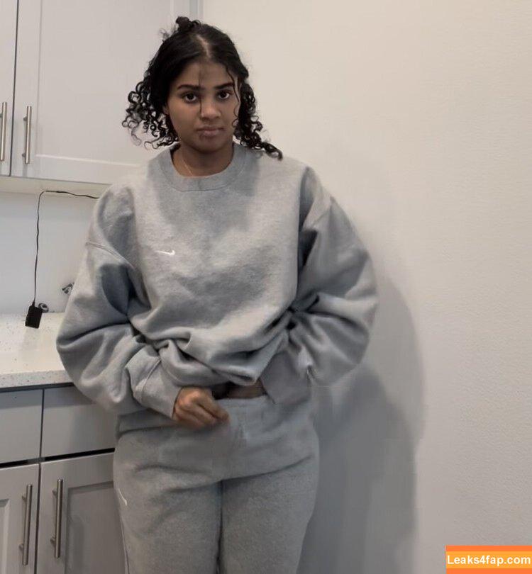 Sh33Natay leaked photo photo #0098