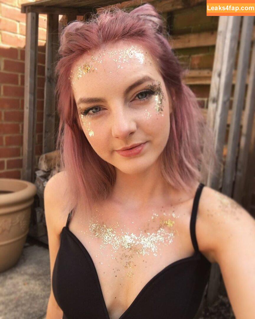 shadowlady /  leaked photo photo #0001