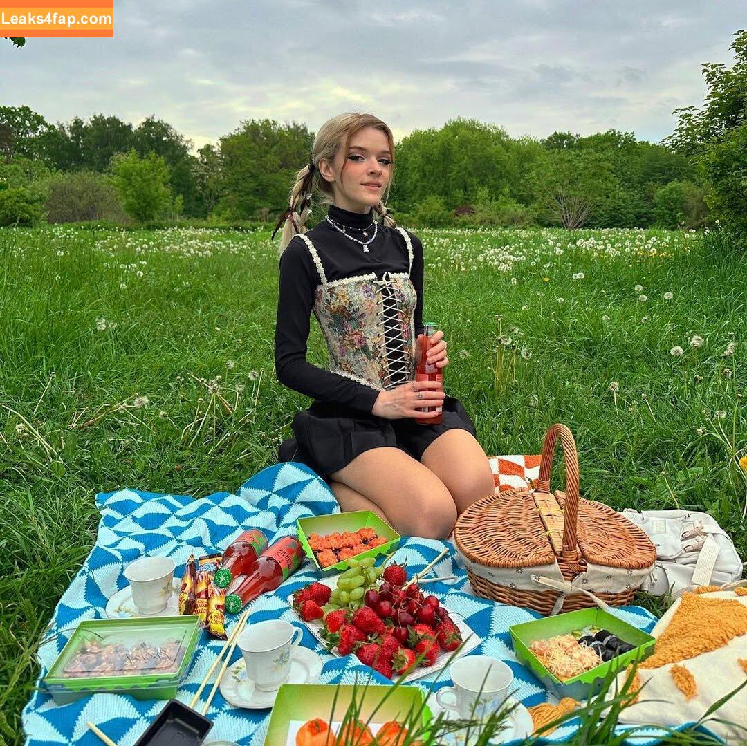 Shadsi / shadi_409 leaked photo photo #0139