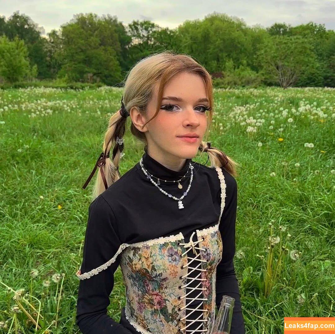 Shadsi / shadi_409 leaked photo photo #0141