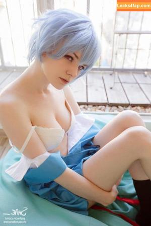 Shae Cosplay photo #0010