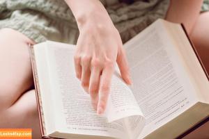 Shae Underscore photo #0210