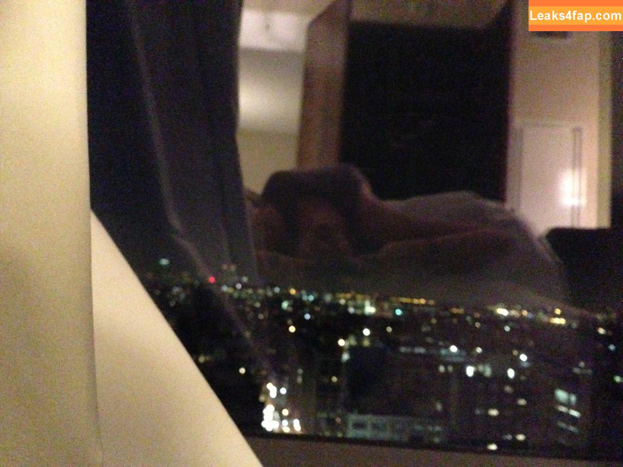 Shailene Woodley / camgurrrl leaked photo photo #0222