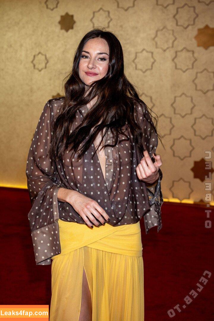 Shailene Woodley / https: / shailenewoodley leaked photo photo #0240