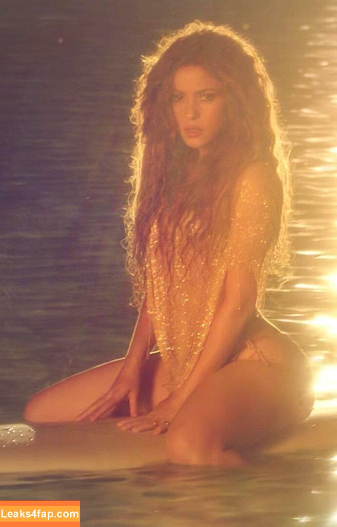 Shakira / shakkira leaked photo photo #0073