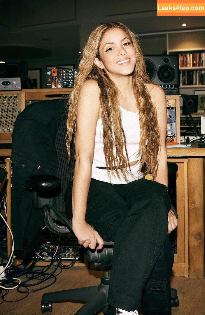 Shakira / shakkira leaked photo photo #0167