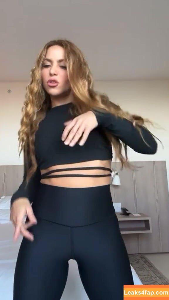 Shakira / shakkira leaked photo photo #0194