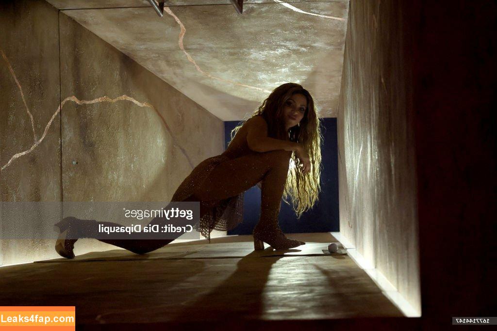 Shakira / shakkira leaked photo photo #0227