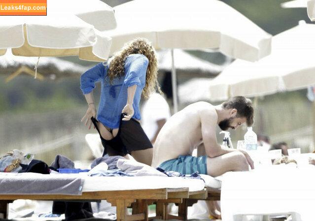 Shakira / shakkira leaked photo photo #0261