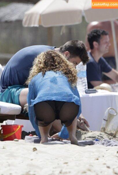 Shakira / shakkira leaked photo photo #0262