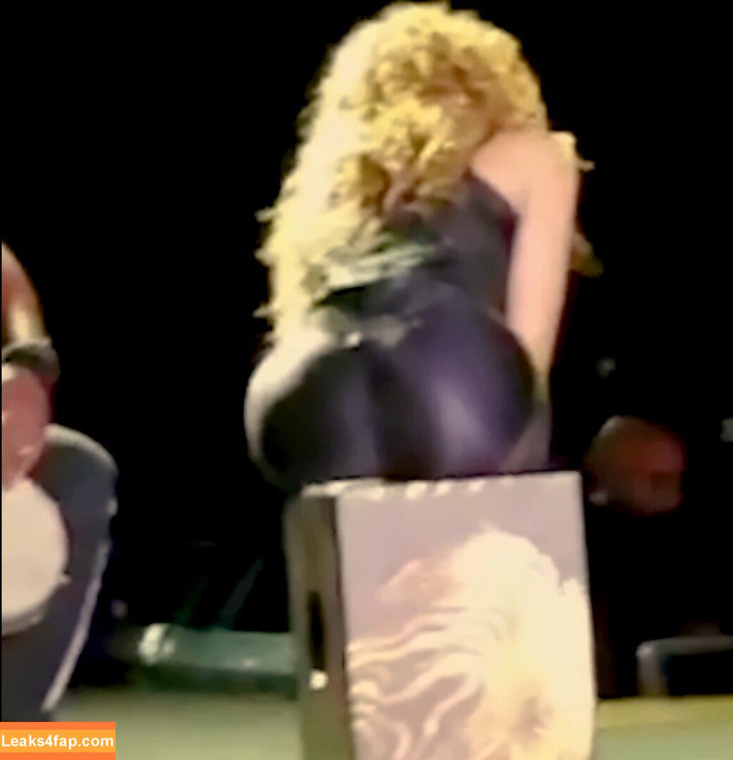 Shakira / shakkira leaked photo photo #0317