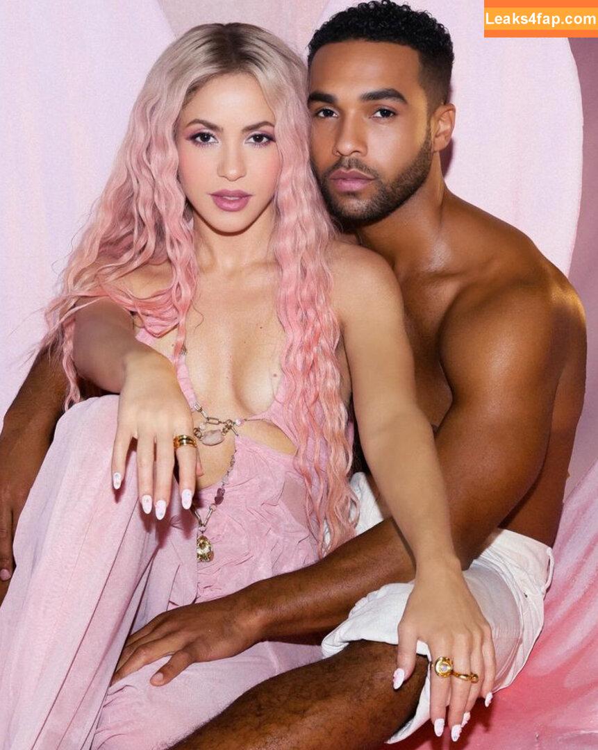 Shakira / shakirashakira слитое фото фото #0411